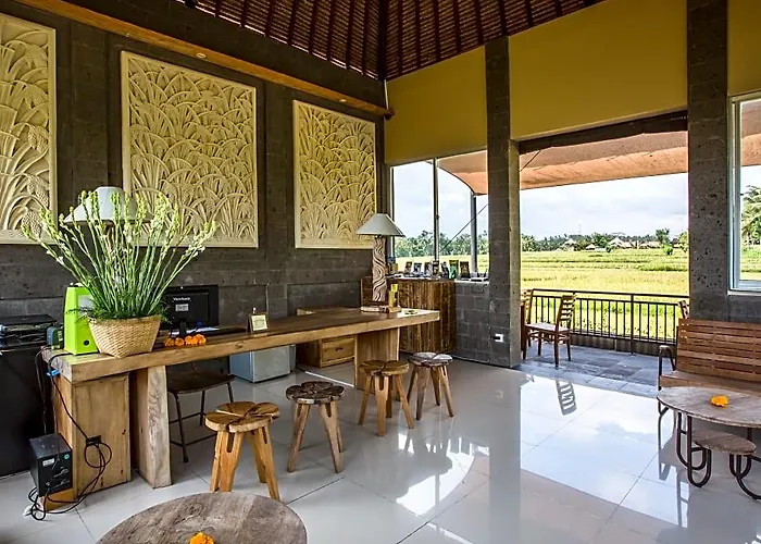 Hotel Manyi Village 3*