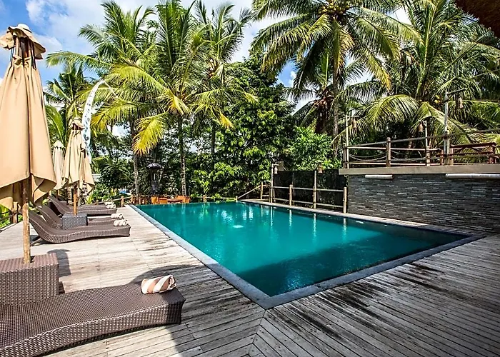 Manyi Village Hotel 3*